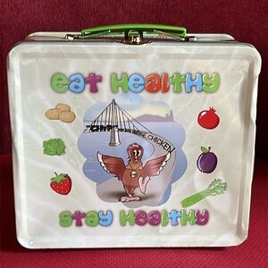Vintage Chip the Bay Bridge Chicken lunch box, San Francisco  Colorful